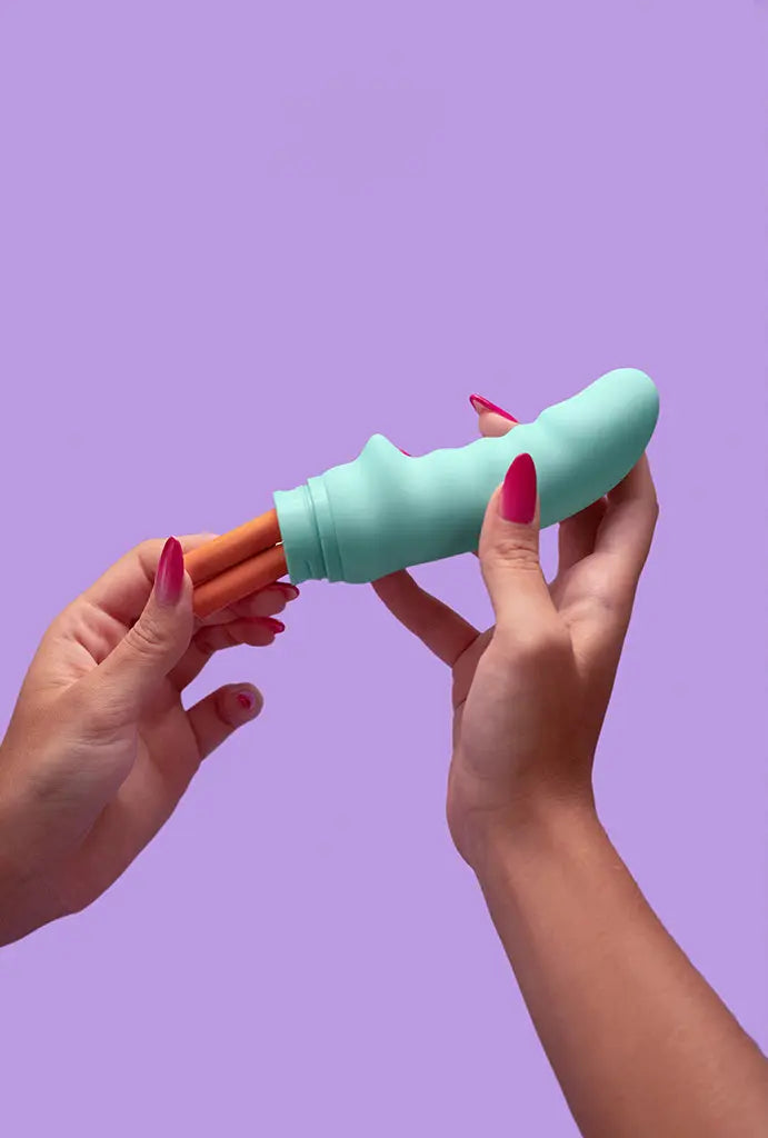 conto-erotico-conto-erotico-Vibrador-FIRST-Seu-Primeiro-Vibramor-20608050.jpg-Macetaflix